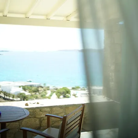 Ξενοδοχείο με διαμερίσματα Panthea 3*