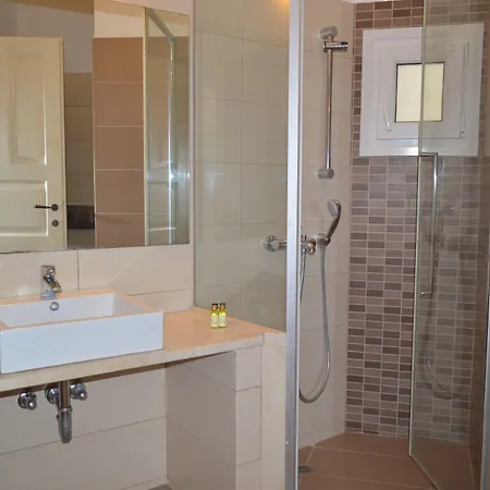 Panthea Ξενοδοχείο με διαμερίσματα