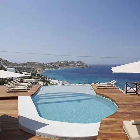 Ξενοδοχείο με διαμερίσματα Panthea 3*