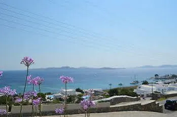 Panthea Aparthotel 2*