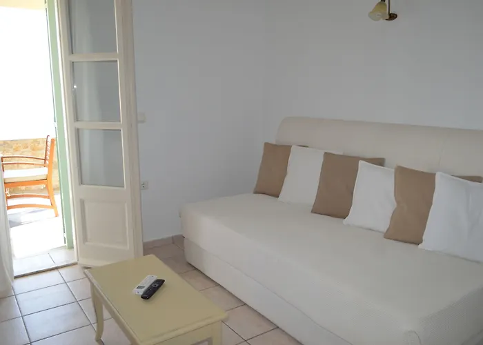 Panthea 3* Agios Ioannis Diakoftis