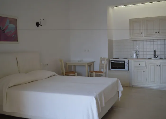 Panthea Aparthotel Agios Ioannis Diakoftis