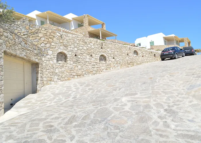 Aparthotel Panthea 3*