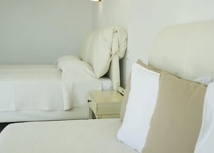 Panthea Aparthotel 3*