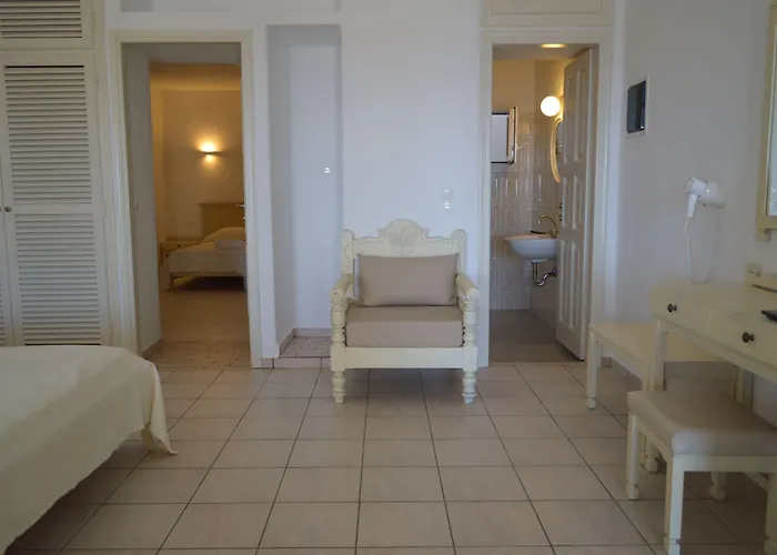 Panthea 3* Agios Ioannis Diakoftis