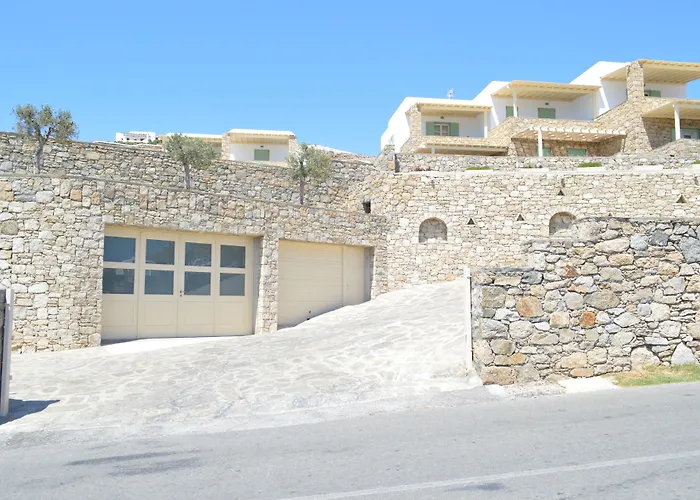 Апарт-отель Panthea