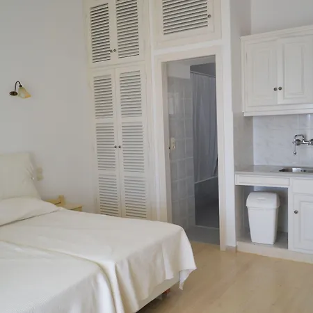 Panthea 3*