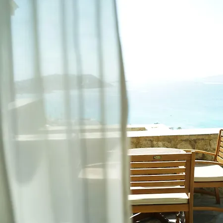 Hotel apartamentowy Panthea 3*