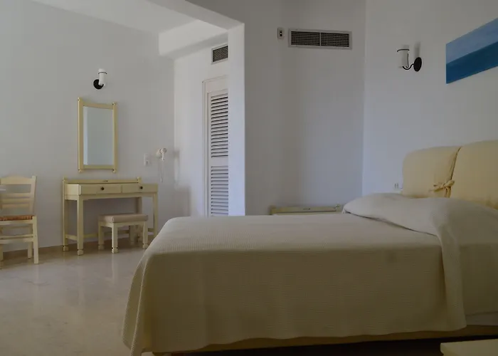 Apart Otel Panthea 3*